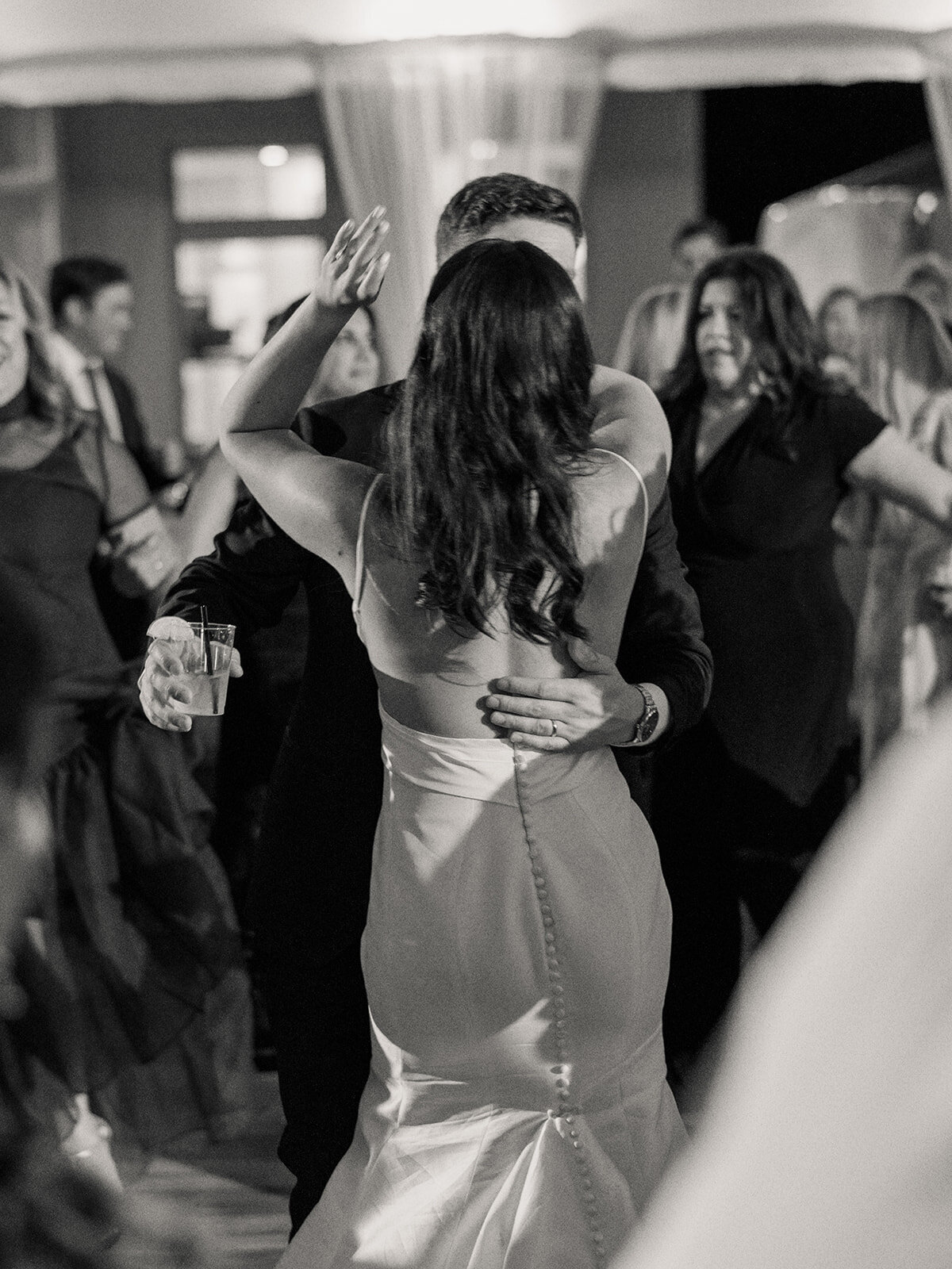 Liz & Sam Dancing-84-3