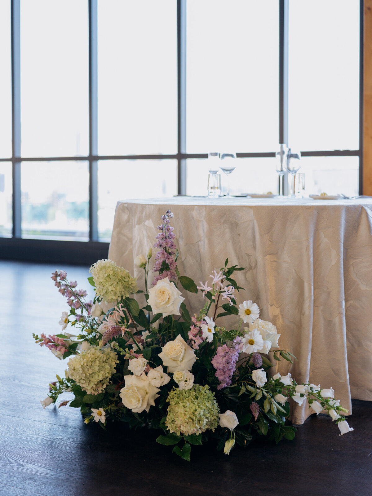 truss-event-venue-cleveland-wedding-18