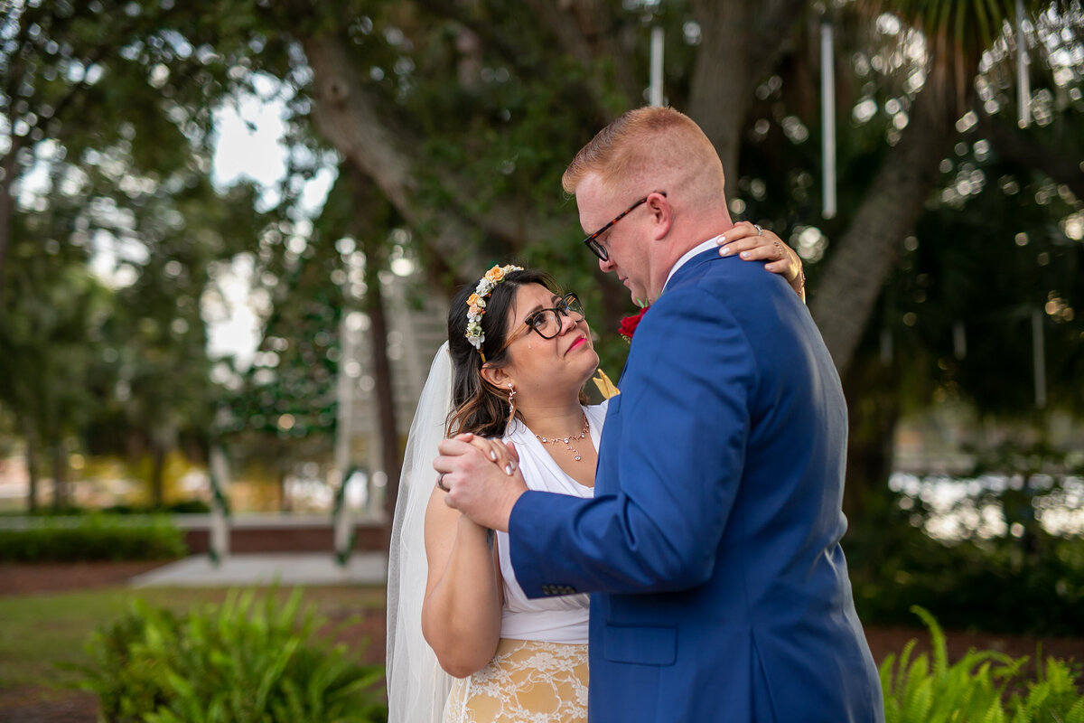 Foto-bohemia-photo-tampa-parks-florida-elopement-chantilly-chic-celebrations-1