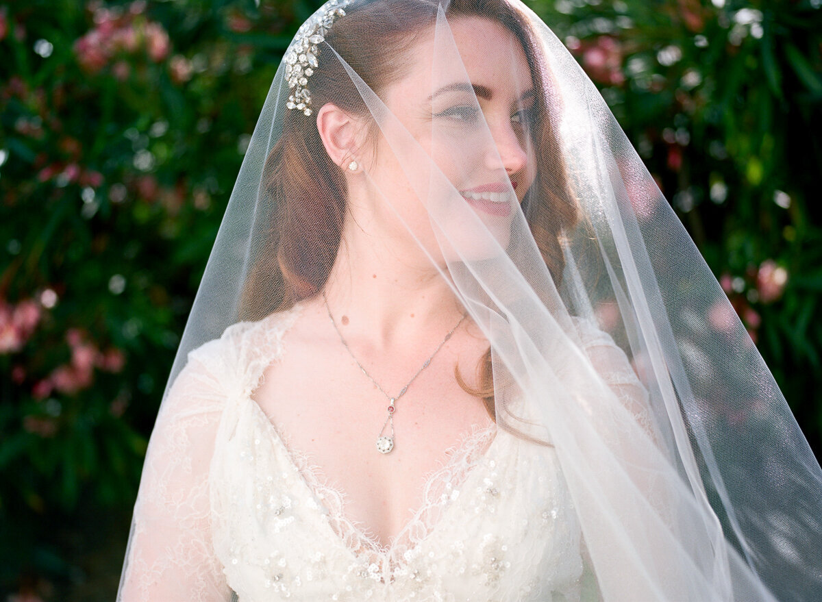 San-Ysidro-ranch-wedding-red-floral-inspiration-thedejaureguis-0089