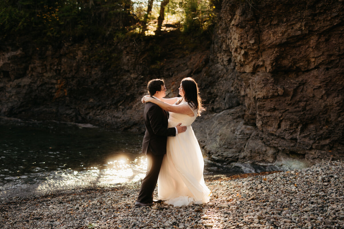 Upper-Peninsula-Elopement-Sugarloaf-101824-SparrowSongCollective-Web-394