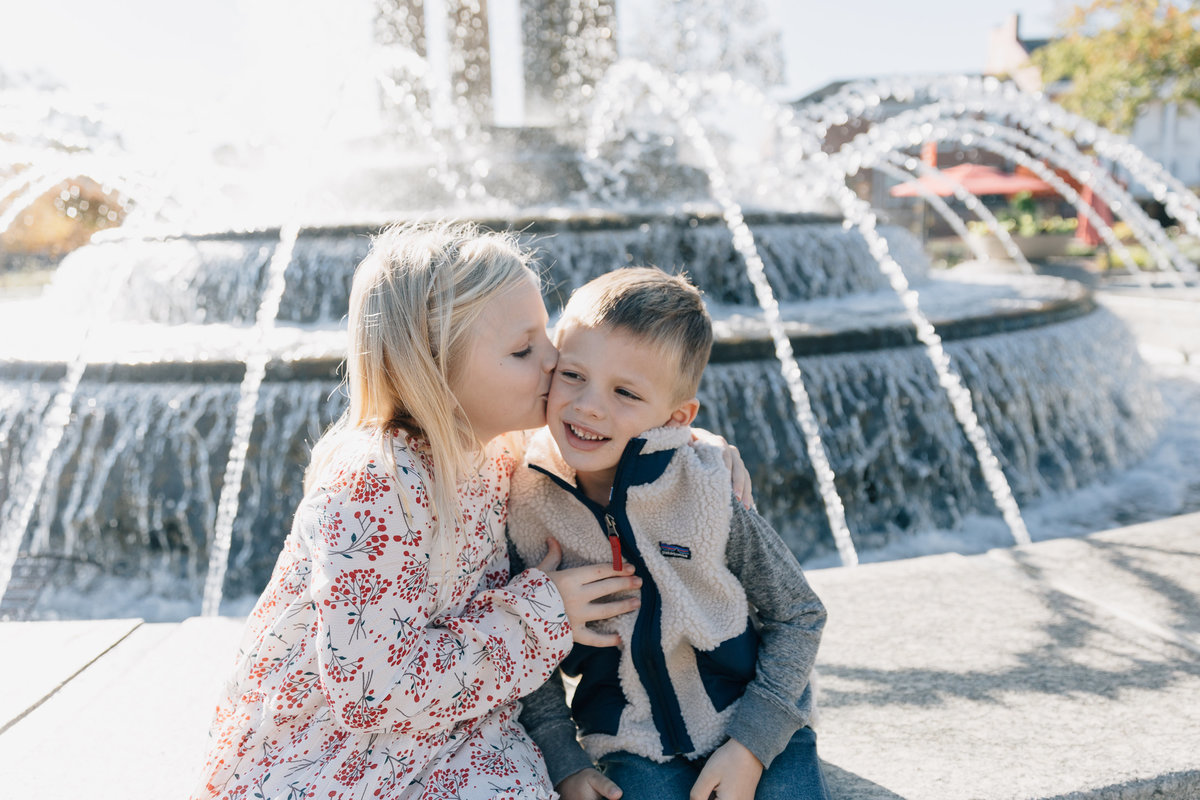 family-photos-in-downtown-cary-NC-4423