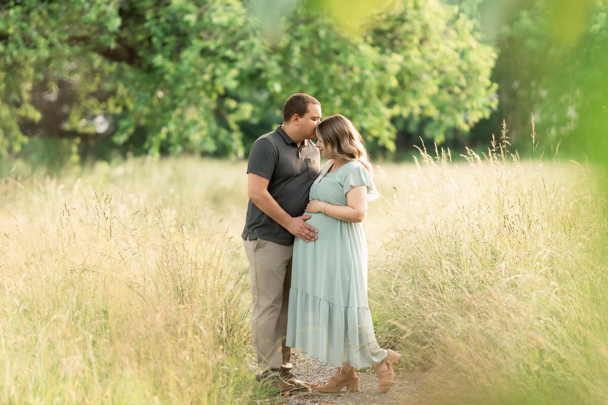 20250612_maternity-session_central-pa_0034-Retouched