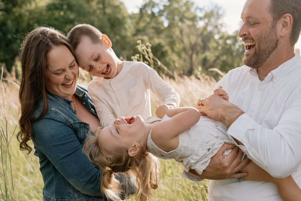 CVFamily-0045
