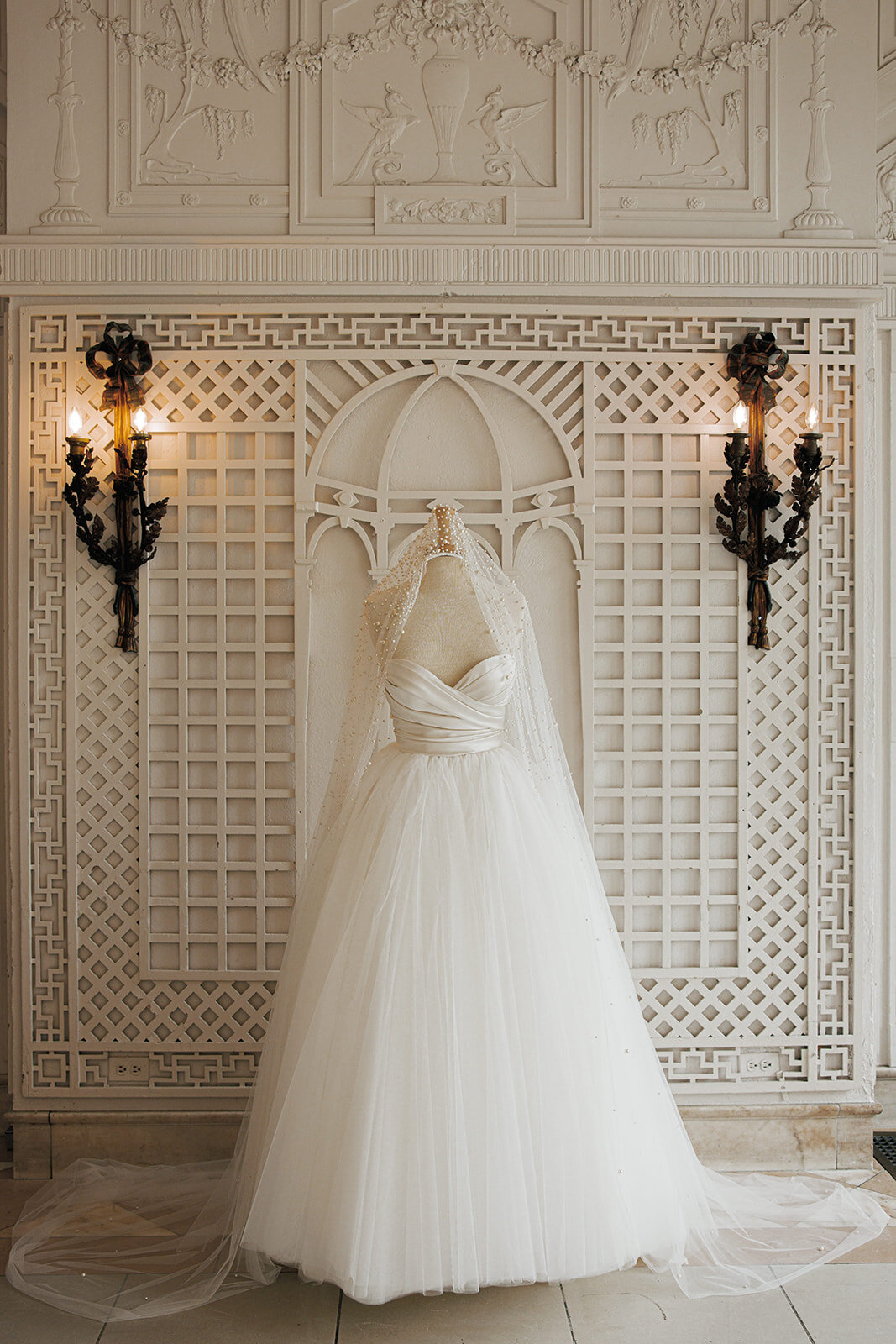 armour-house-chicago-editorial-luxury-wedding-film-71
