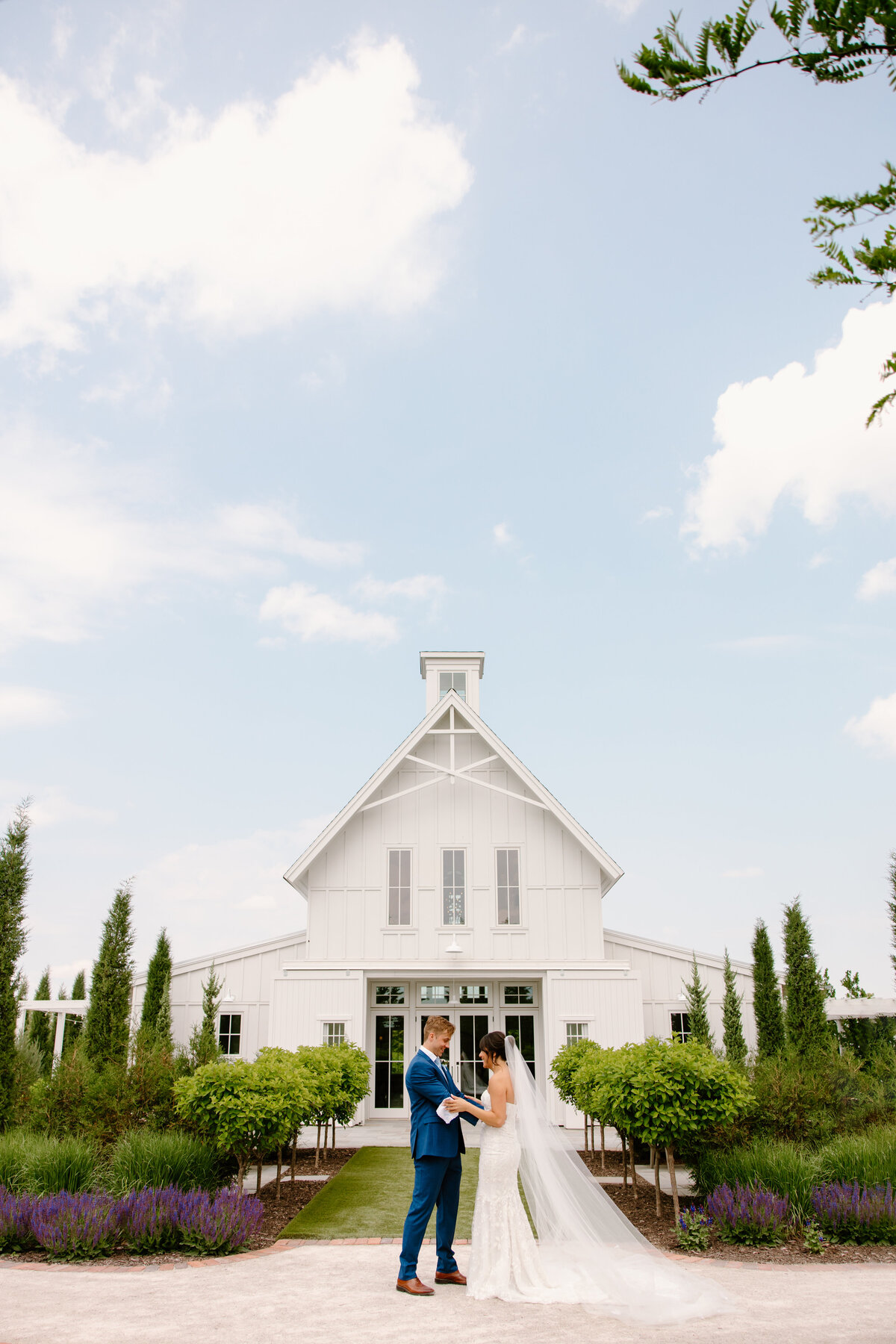 redeemed-farm-scandia-mn-wedding-photography-by-julianna-mb-68