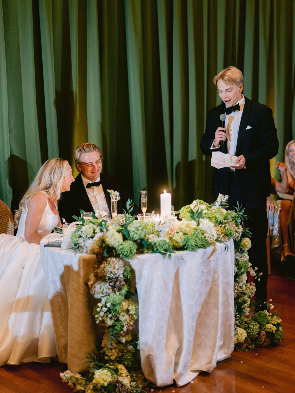 NikkiSanterre_EastCoastLuxuryWeddingPhotographer_WilmingtonWeddingSocialGracesEvents_Emma&Andy-206