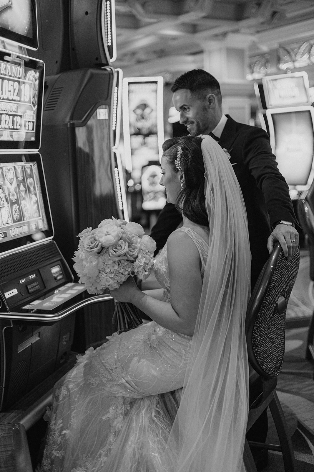 L+G_The Combs Creative_Elopement in Las Vegas_Bellagio Elopement_Vegas Wedding (310 of 374)_websize