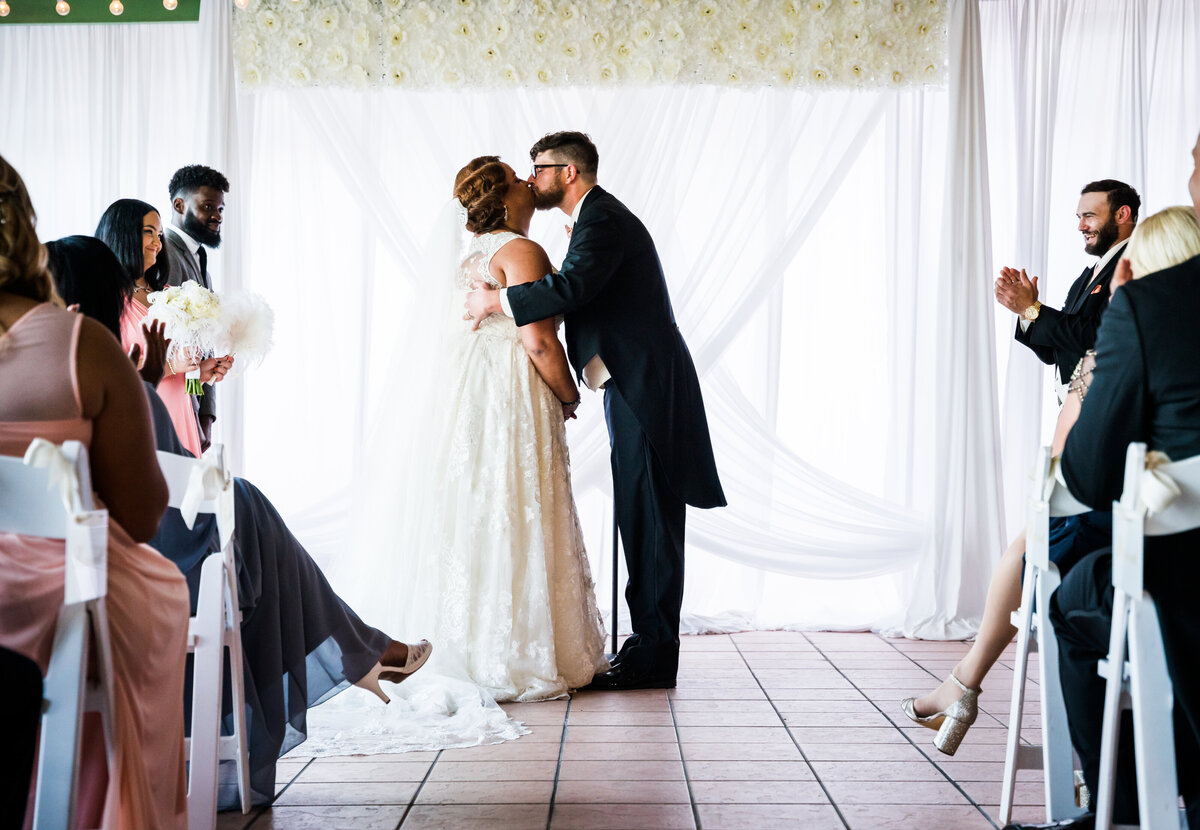 maddness-photo-vinoy-elopement-stpete-florida-chantilly-chic-celebrations-5
