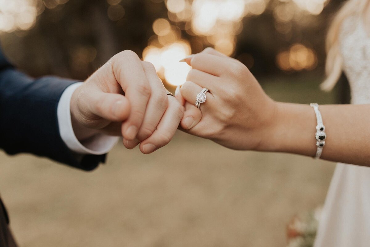 pinky-promise-wedding-ring-bride-groom