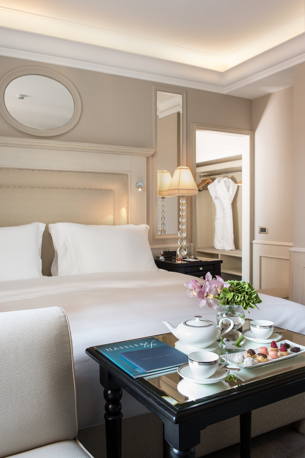 Waterstone - Hassler Collection - Hotel Hassler -Rome - Luxury Boutique Hotel - Deluxe Double Room New ( 3 ) - Hassler Roma - 300 dpi - credit Francesca Pagliai