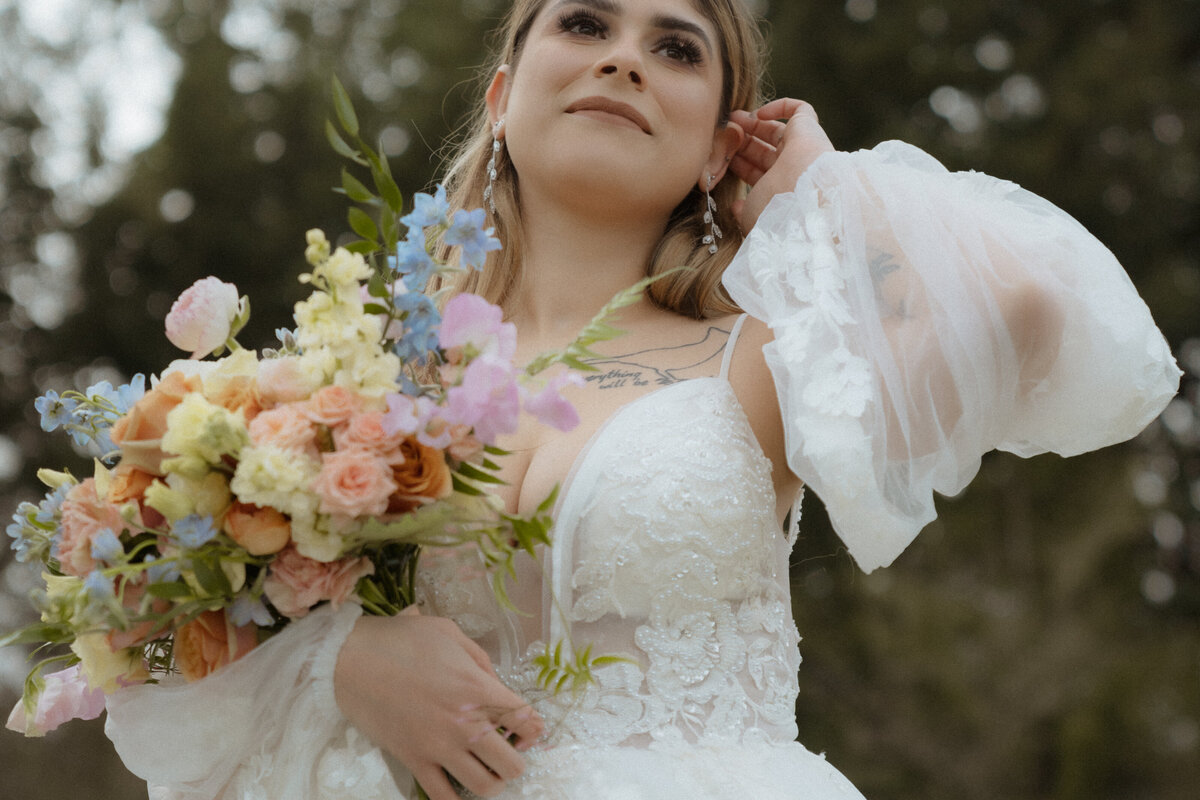 Cristal-Esteban-Elopement-at-Discovery-Park-in-Seattle-Amy-Law-Photography-5