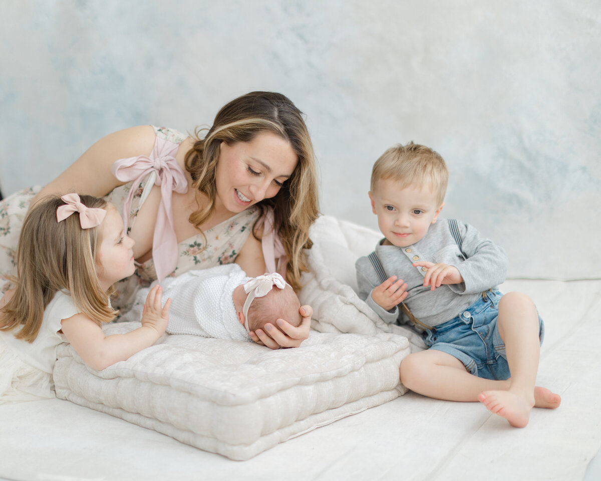 Philadelphia newborn portraits - 16