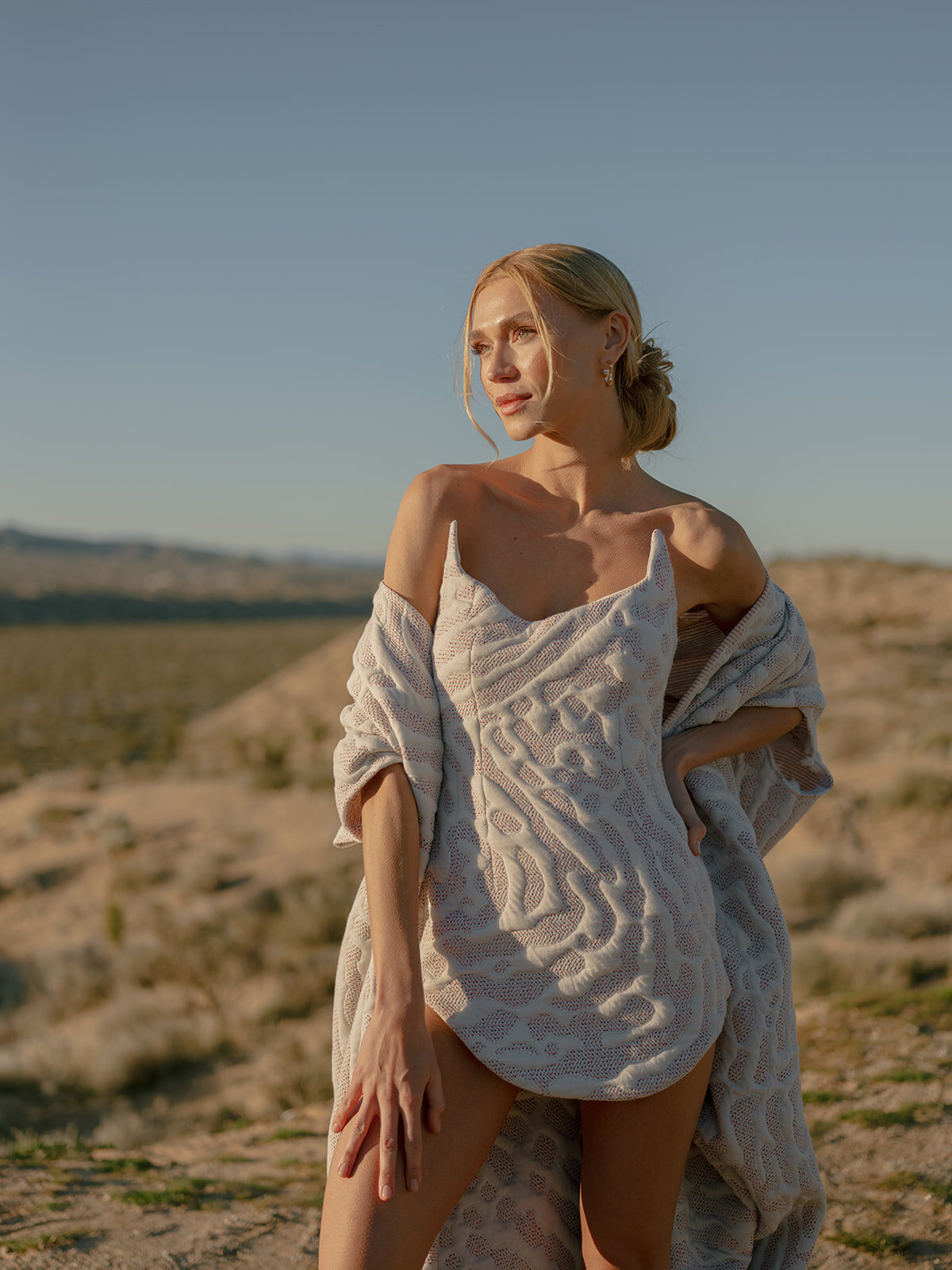 Wedding-Bridal-Fashion1-Yucca-Valley-California-Kelli-Christine-Photo-7_websize