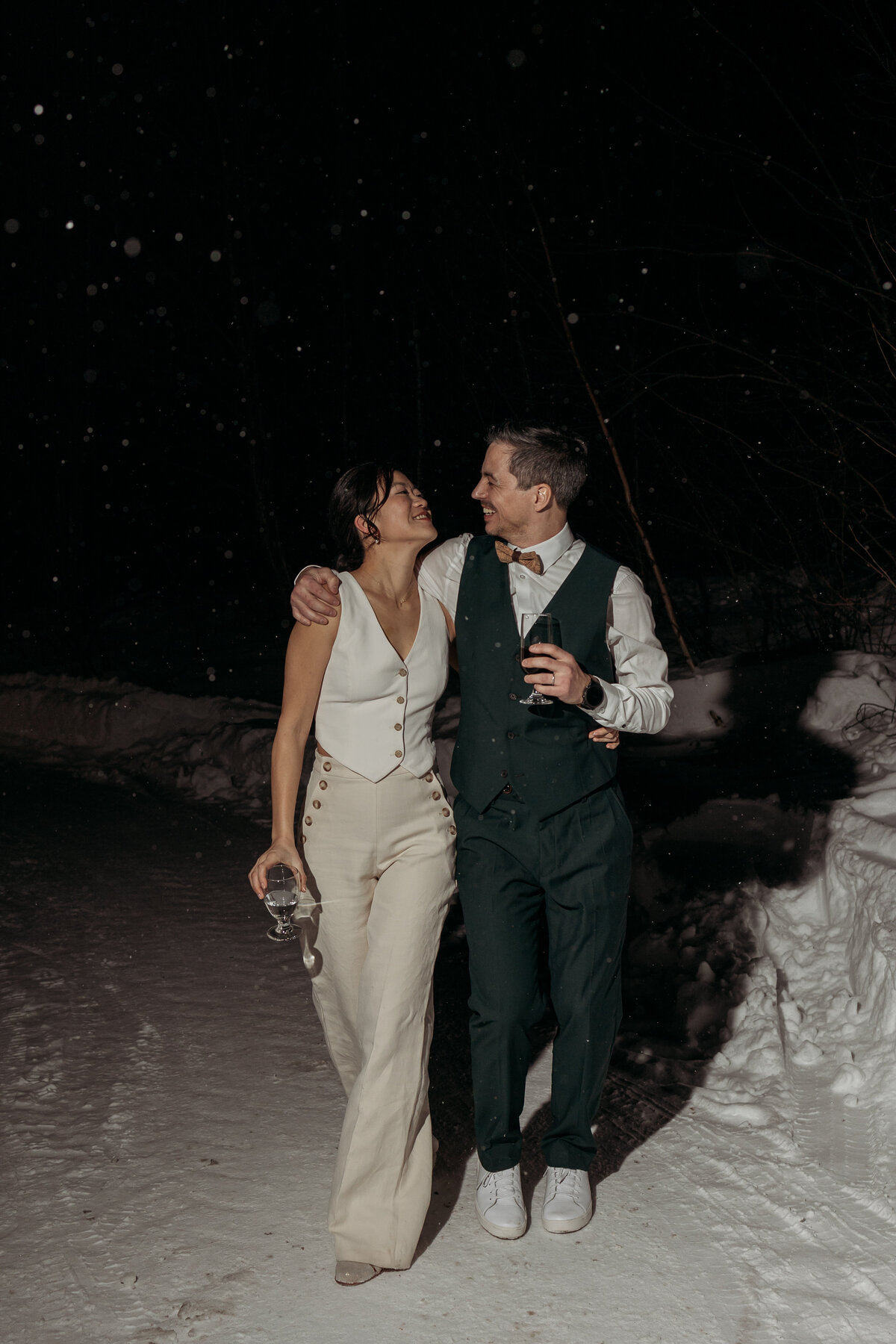 Jessy-Nicolas-Le-Baluchon-Wedding-Photos-Sneak-Peeks-100