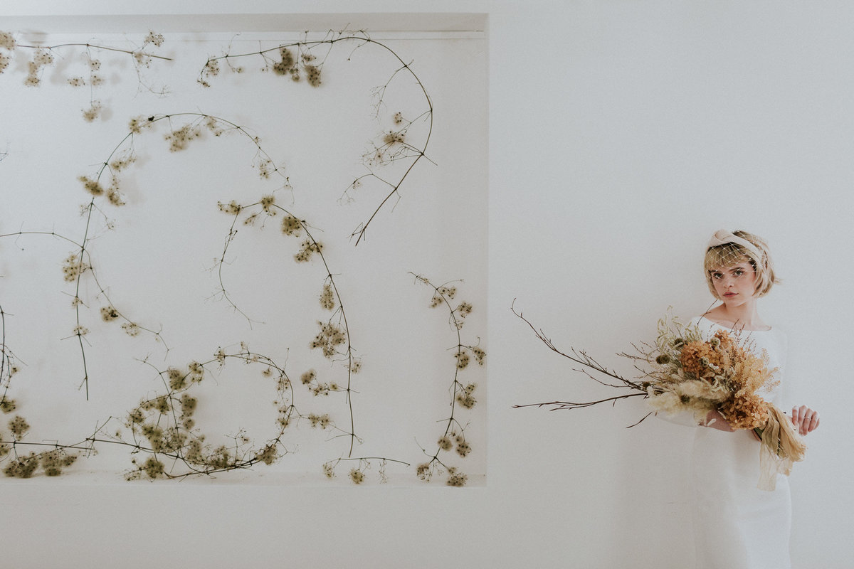 The Stars Inside - Maja Tsolo Photography - Minimalist Wedding Editorial (33)
