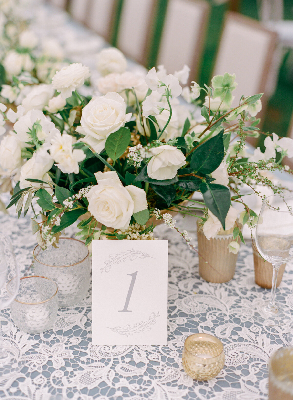 29-wedding-estate-table-lace-runner