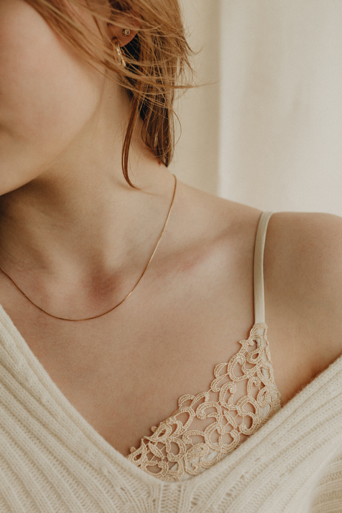 kaboompics_satin-bra-with-decorative-lace-trim-31740