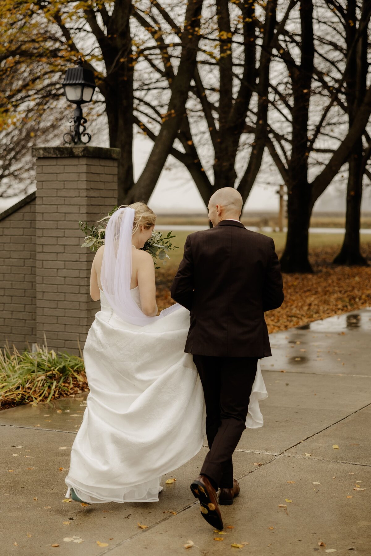 rainy-wedding-conrad-mansion-18