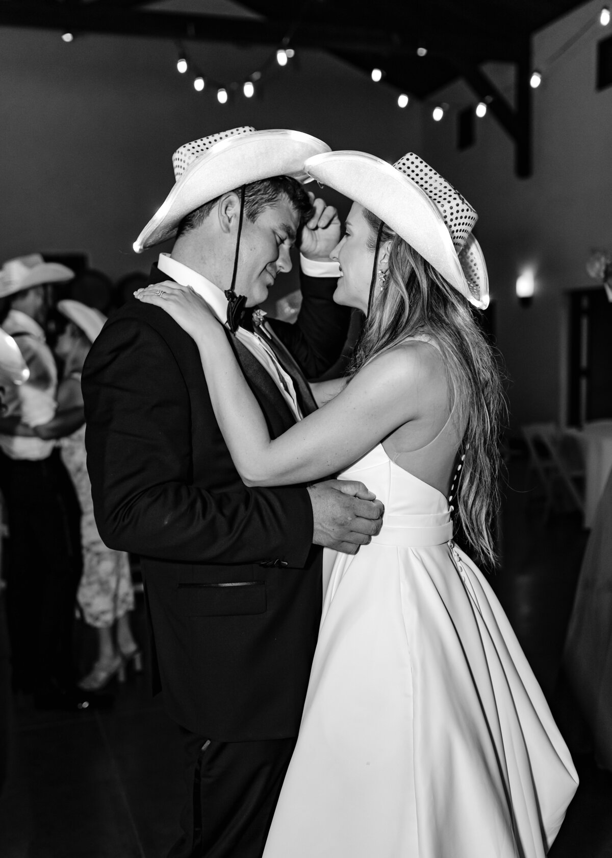 09172022_Hannah+JeremyWedding_ViansaSonomaCA_AnjaJensenPhotography-1351