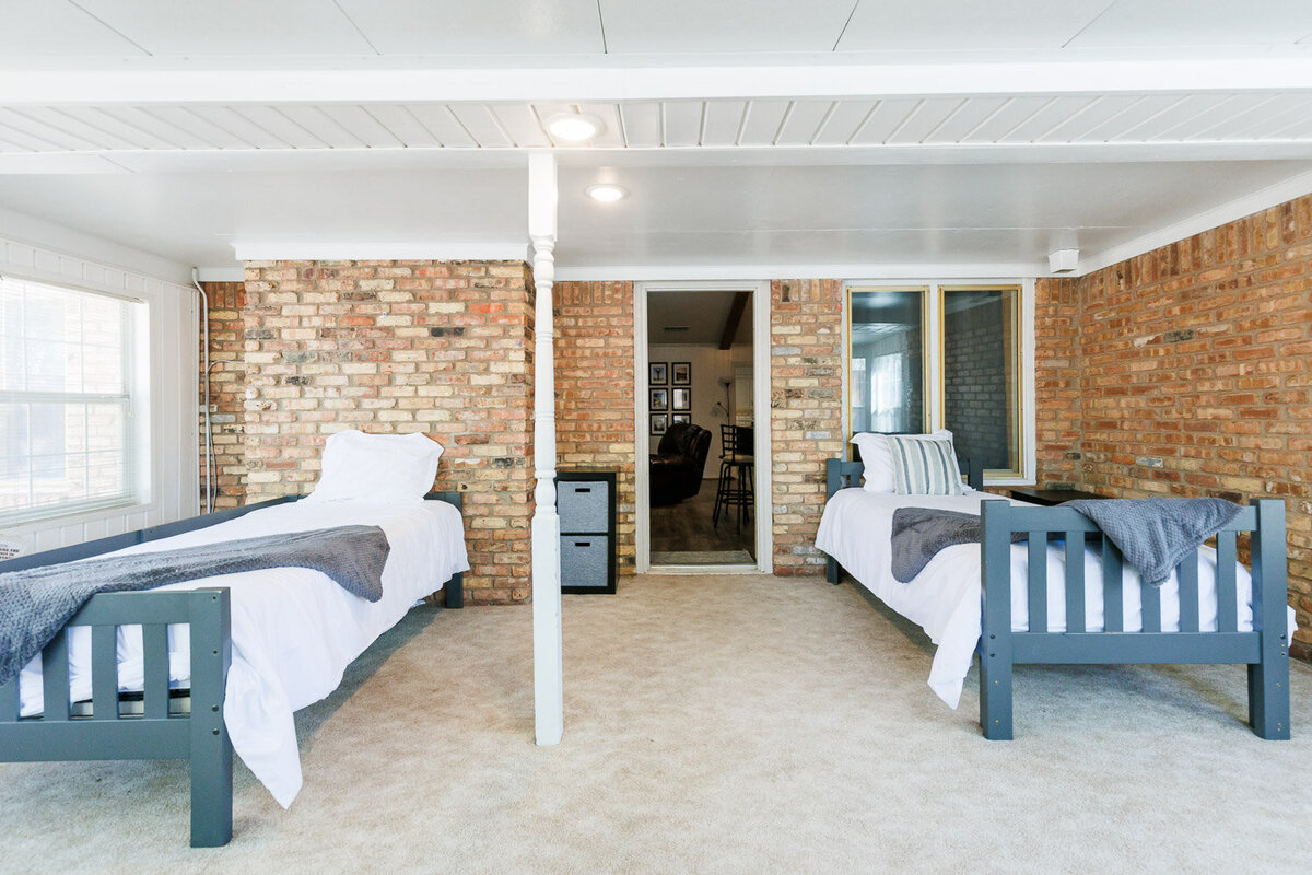 bedroom1-1