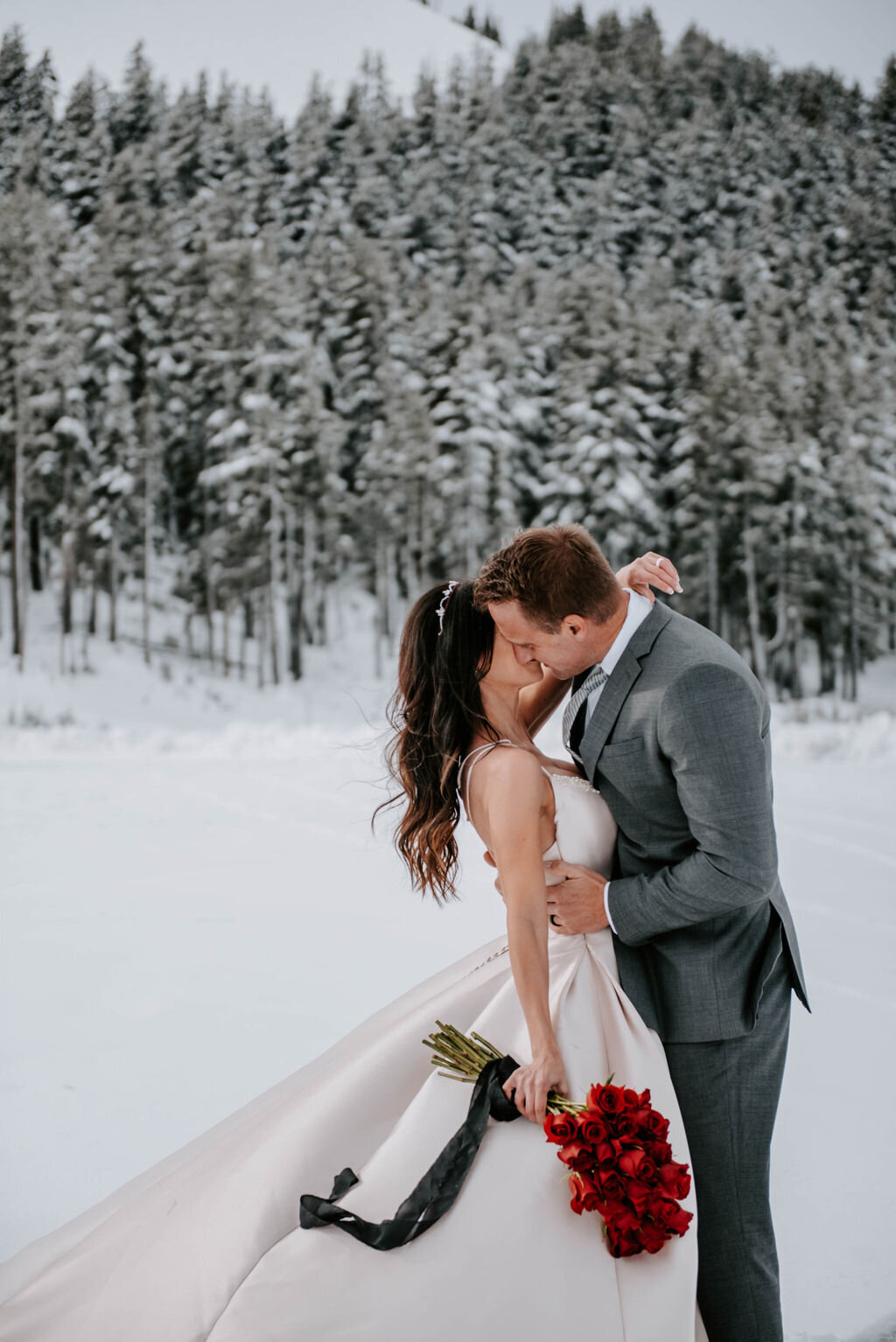 mt-bachelor-snow-winter-elopement-bend-oregon-wedding-photographer-2091