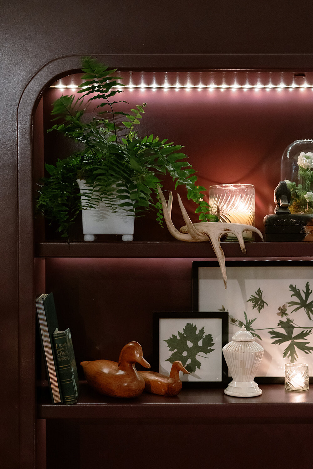 Classic Charleston Wedding with green & white at Hibernian Hall by Sarah Bradshaw 0253