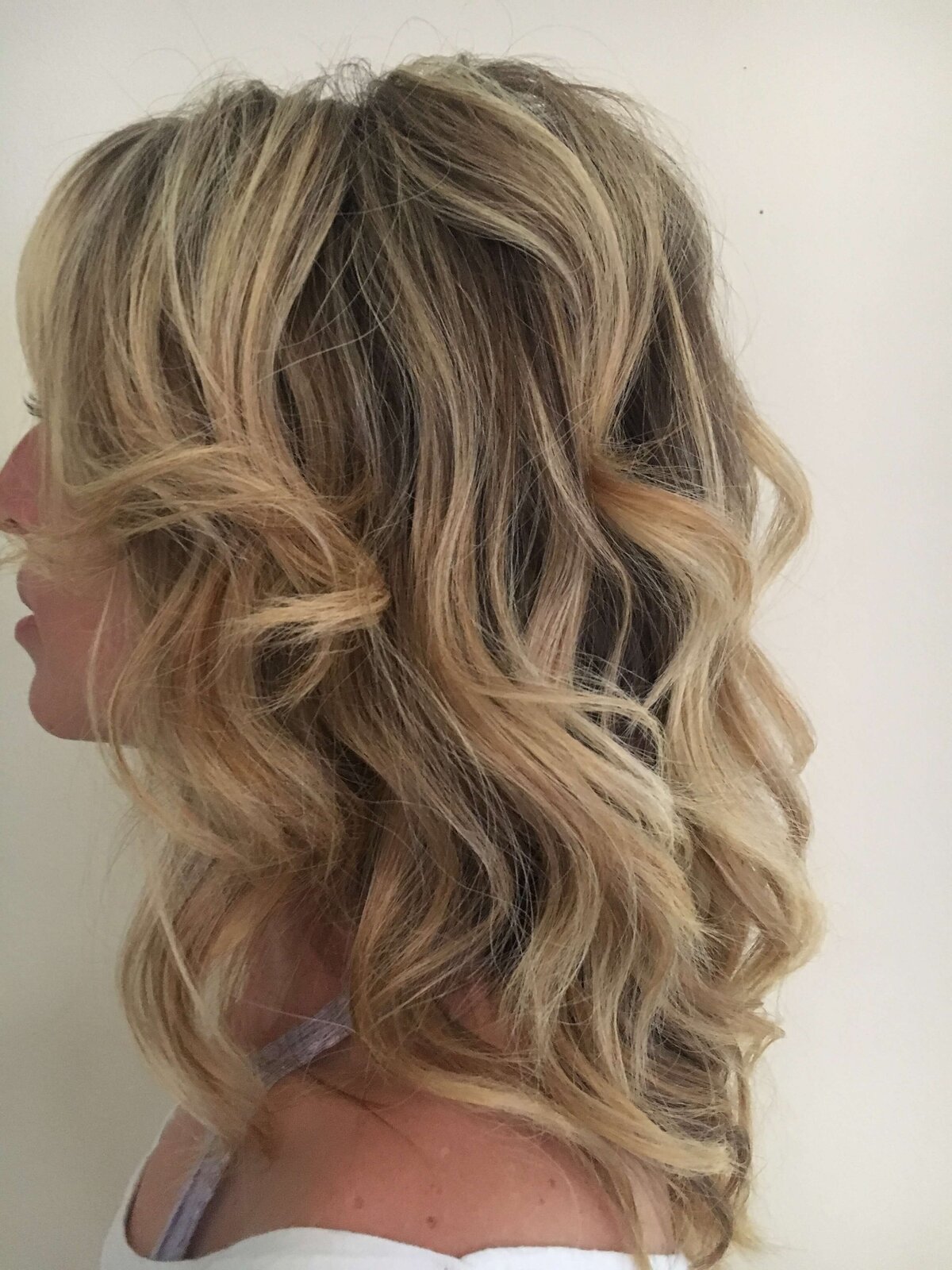Blonde-hair-extensions-Austin-Texas-Strands-Co-Lauren-Larson-19