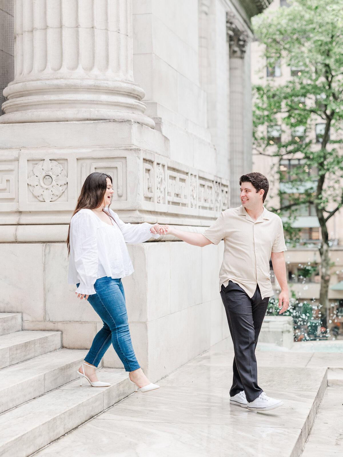 brittany-graf-photography-katie-mattingly-new-york-central-park-public-library-engagement-session-168