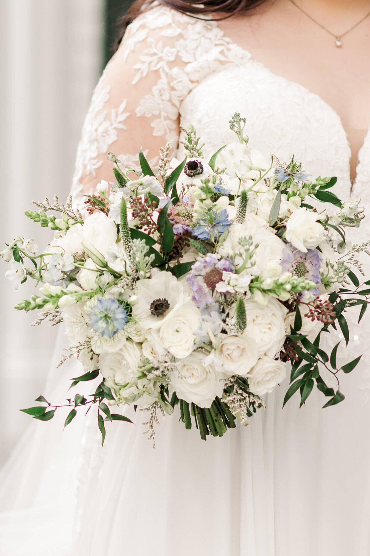 Bragg-Mitchell-Mansion-Mobile-Alabama-Wedding-Photographer-Emily-Trey-Bride-Flowers-Bouquet