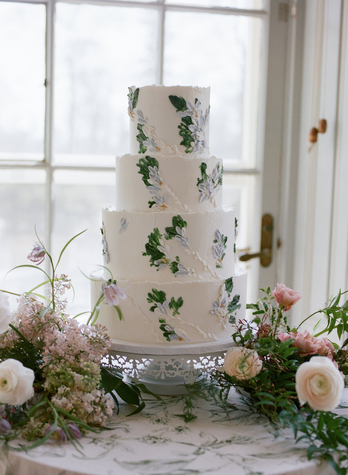 romantic-floral-wedding-cake-sarah-brehant-events
