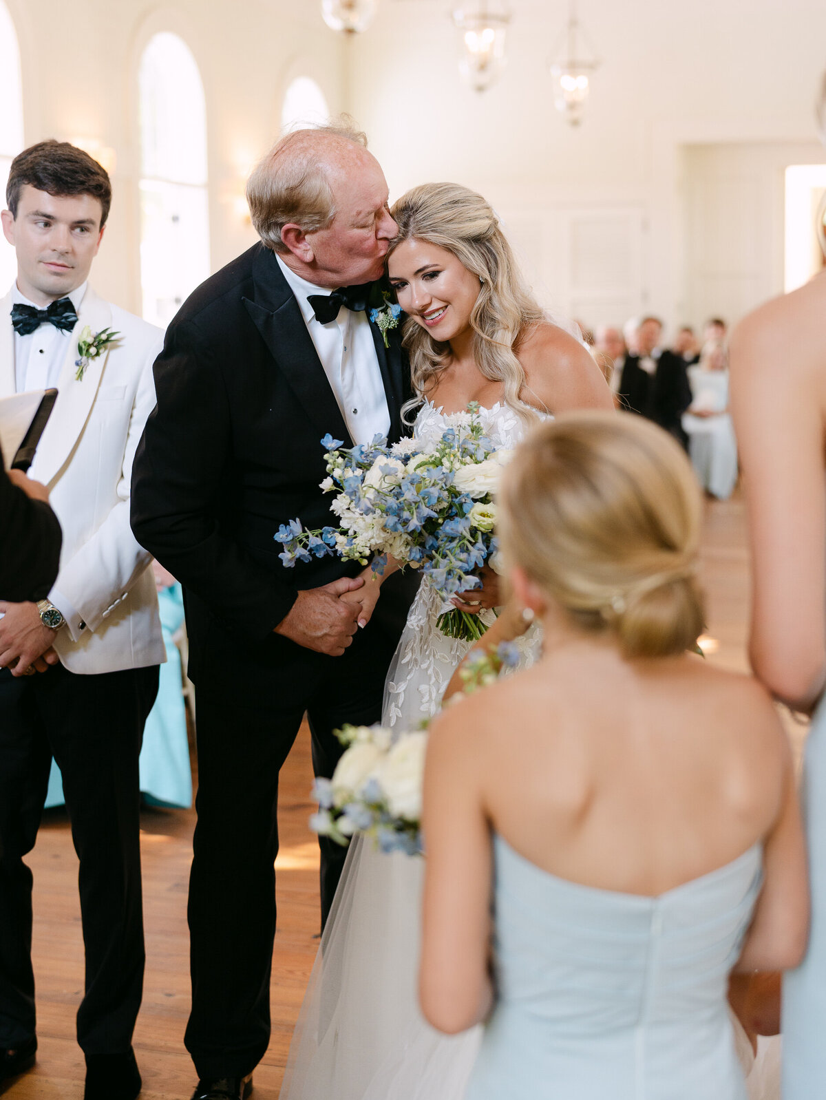 bluffton-wedding-photographer-montage-palmetto-bluff-39