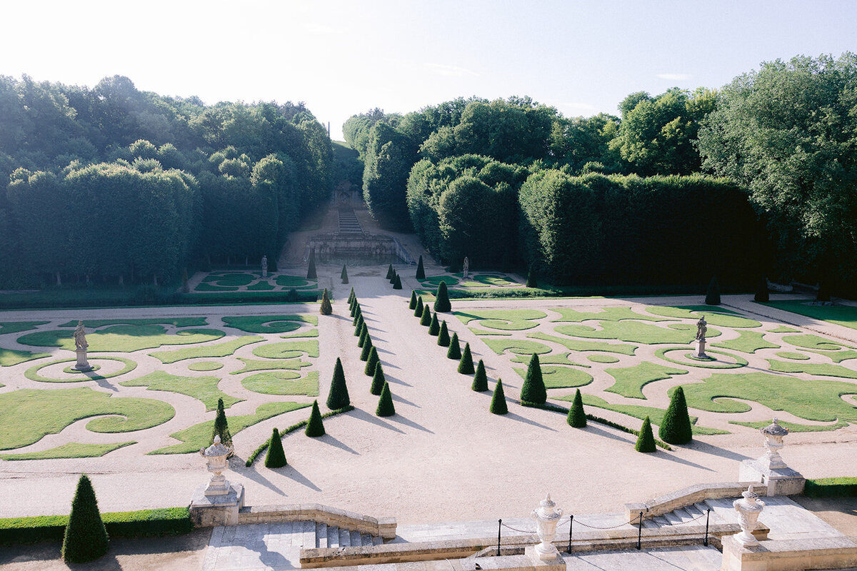 Morgane-Anderson-Events-destination-wedding-Chateau-Villette-4