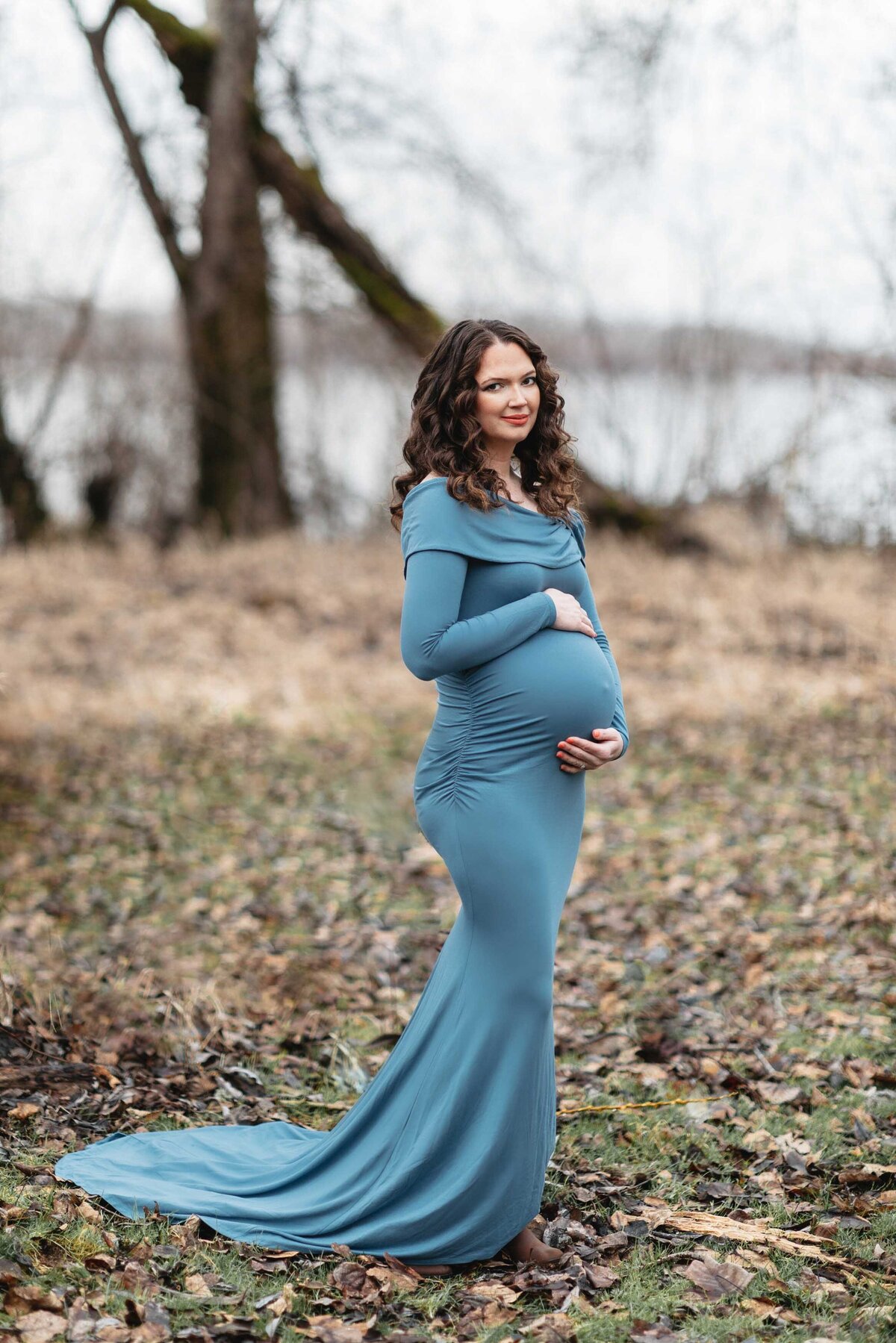 columbia-river-gorge-maternity-portrait-photos-13