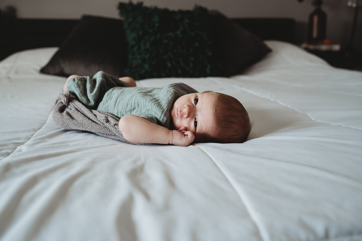 Tescher-newborn-inhome-bismarck-24