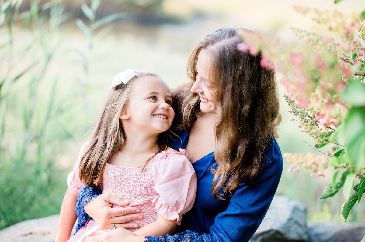 Mother-and-daughter-portrait-photogrpher