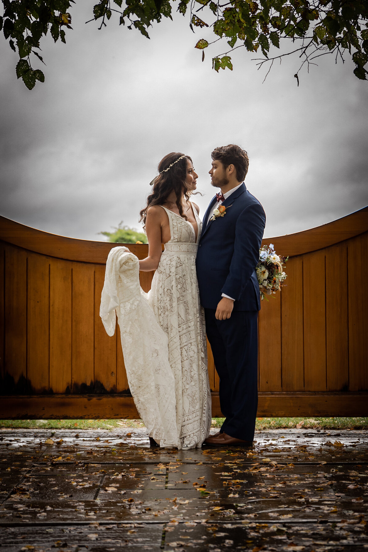 Couples portrait at Saltwater Farm Vineyard in Stonington Connecticut.