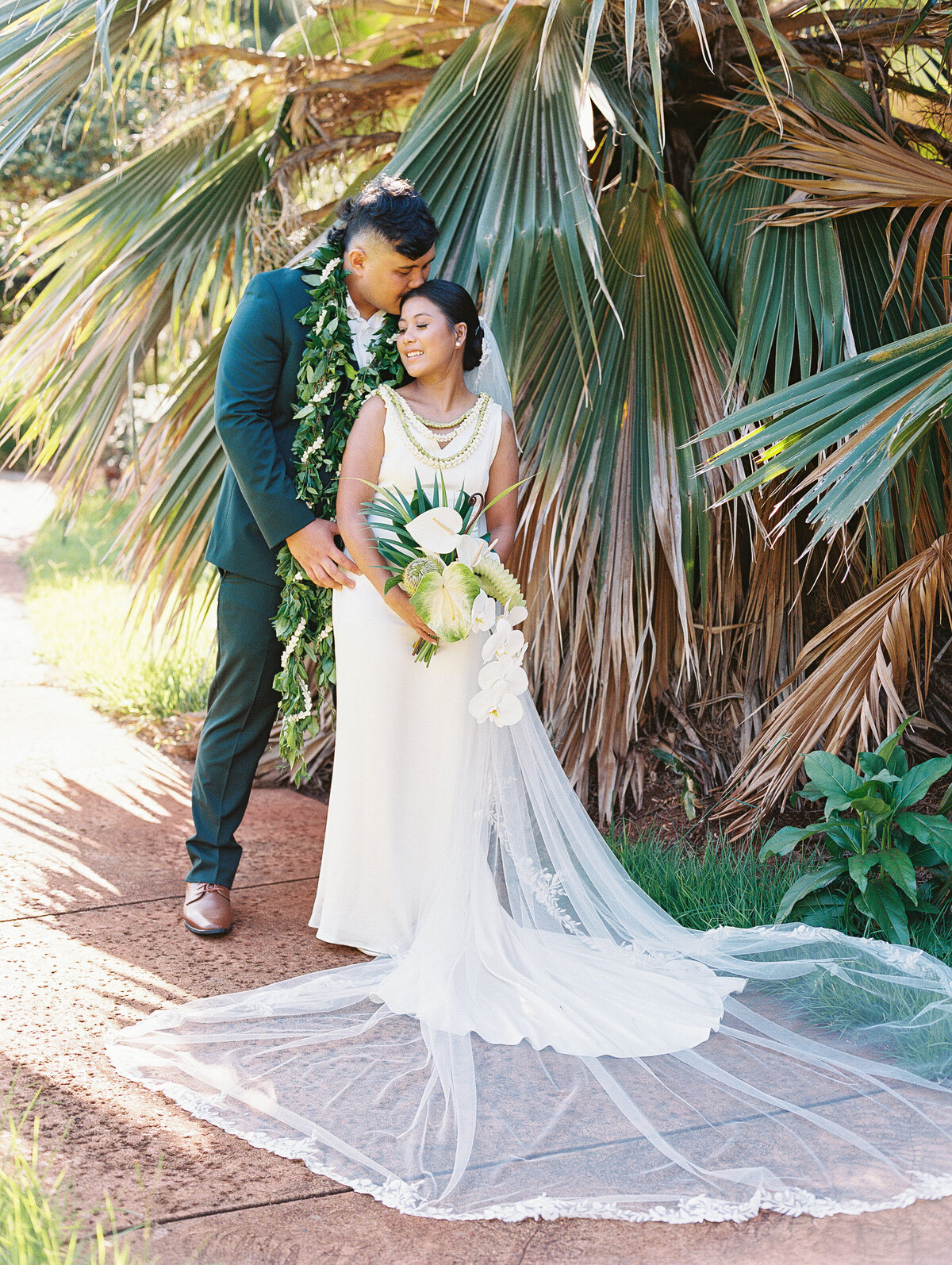 Kauai Wedding photographer Mami Wyckoff Photography engagement family maternity portrait 178
