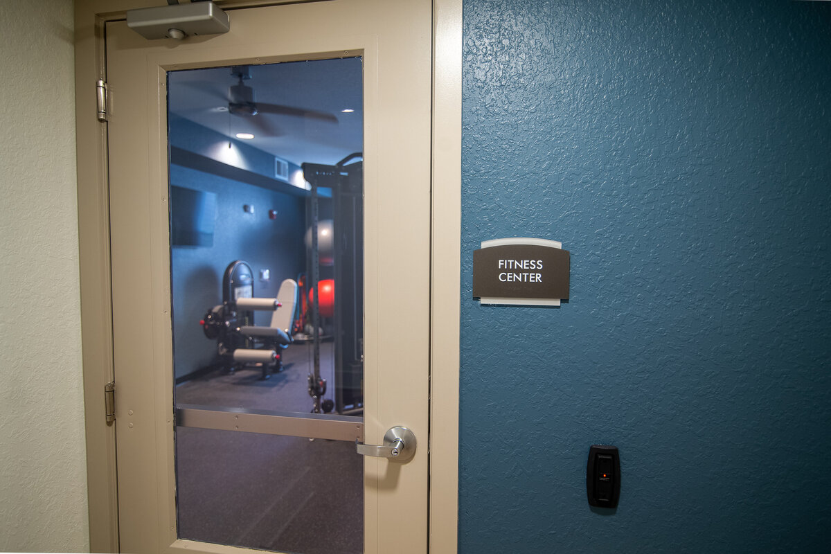 042324ROCHESTERPARK-76