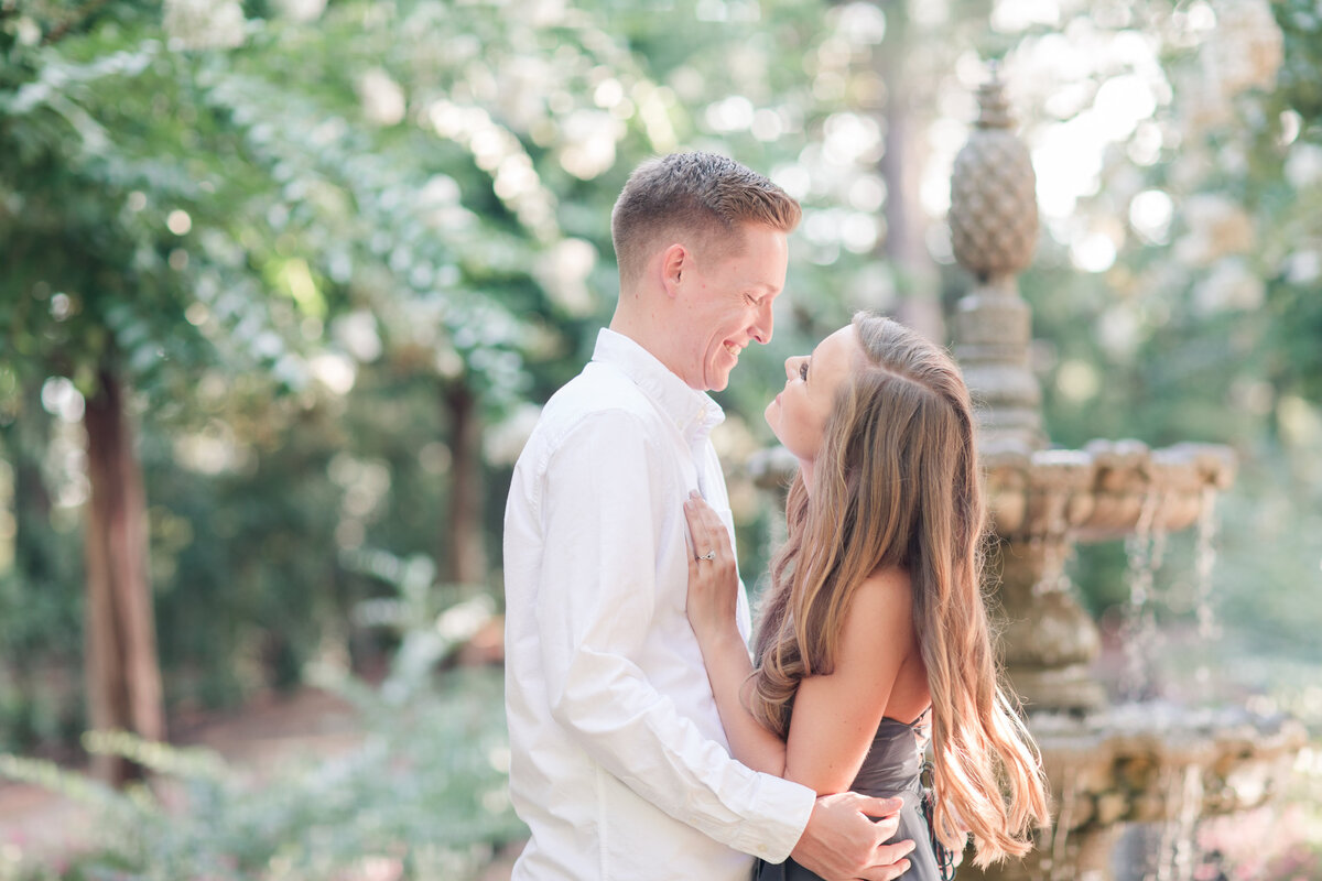 Jennifer B Photography-Sandhills Gardens-Caleb & Laura-Engagement Session-2019-0019