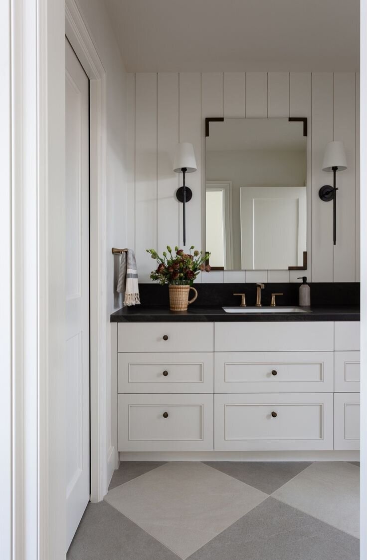 Upstairs Bath