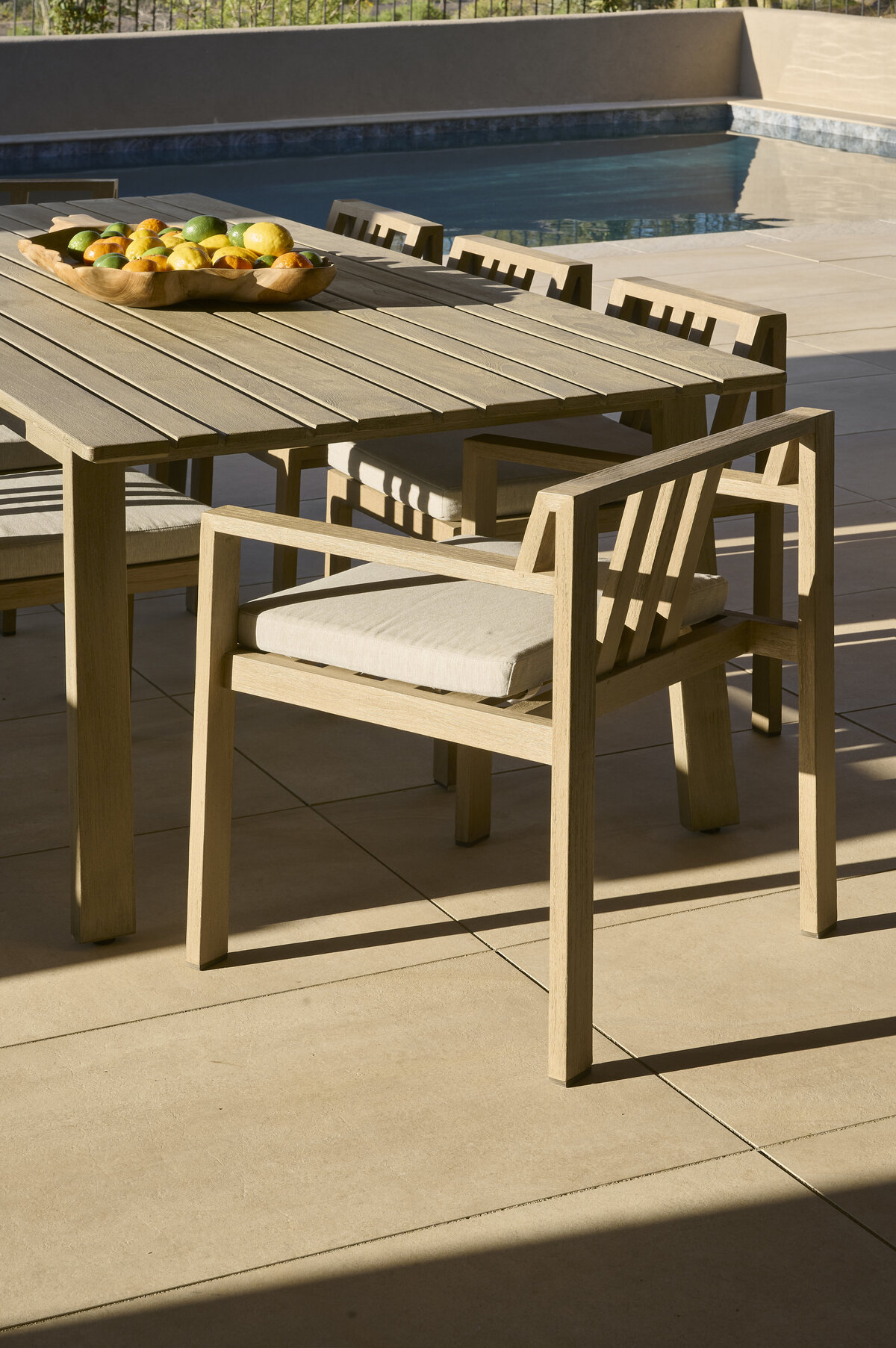 outdoordiningdetail