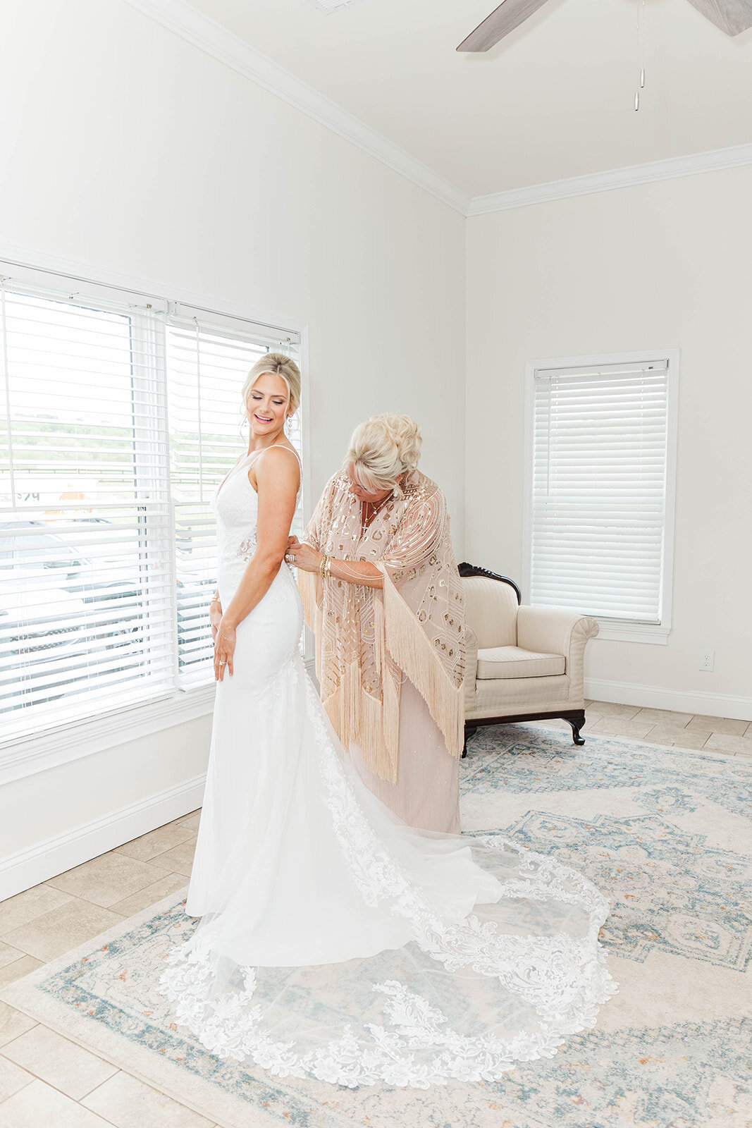 Hix-Wedding-Swan-Lake-Overlook-SNEAKPEEK-27