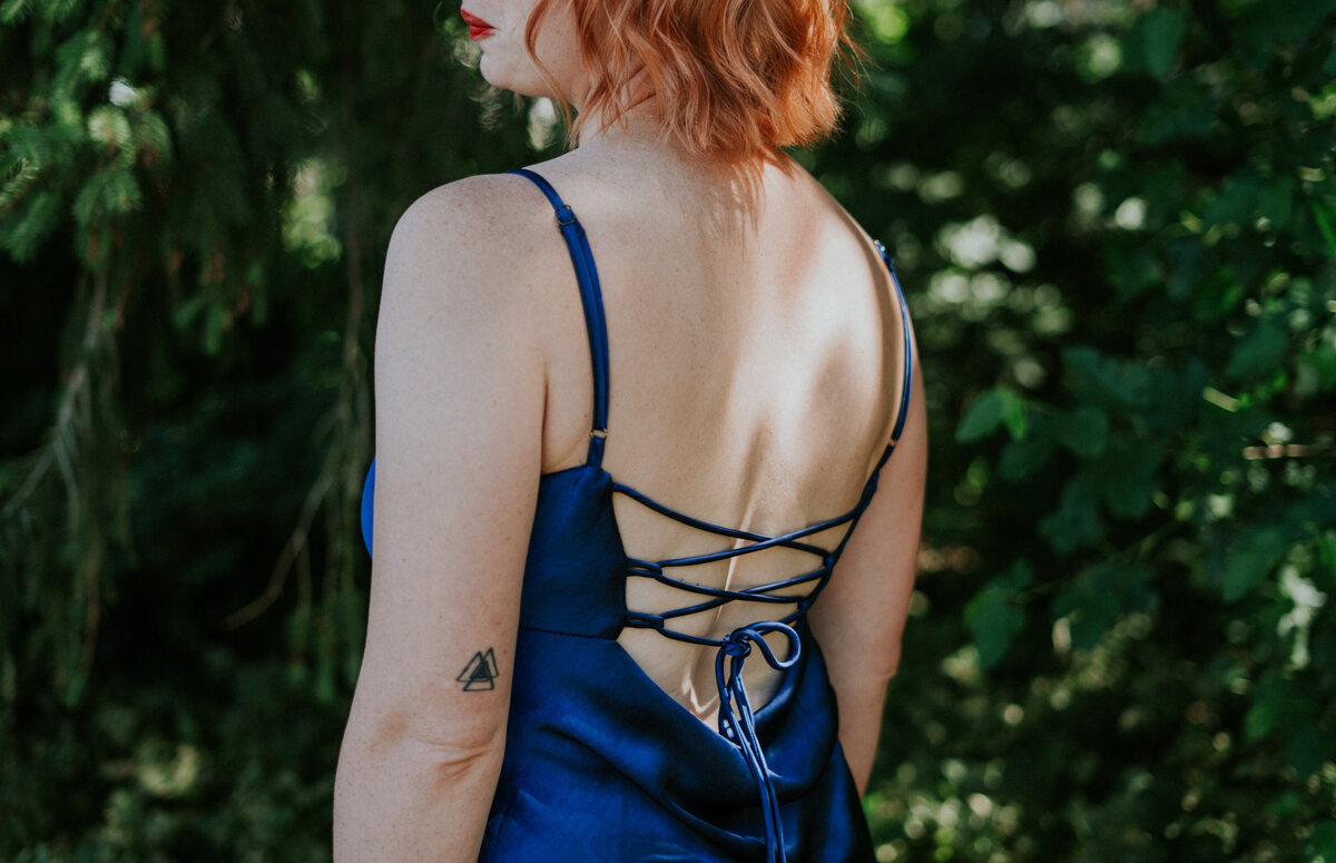 backyard-summer-wedding-grinnell-iowa-02