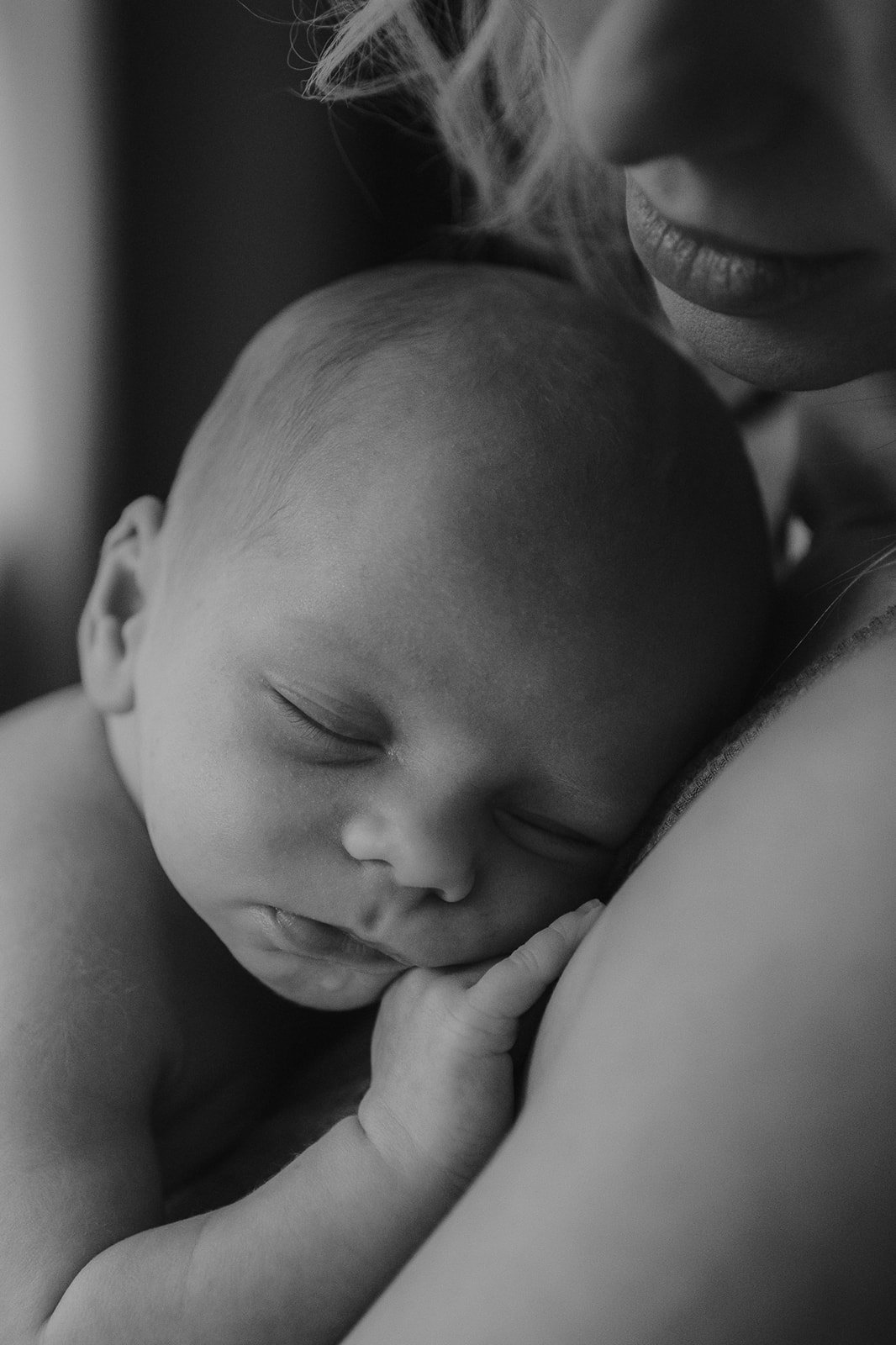 7DC-In-Home-Newborn-Session-Family-Lifestyle