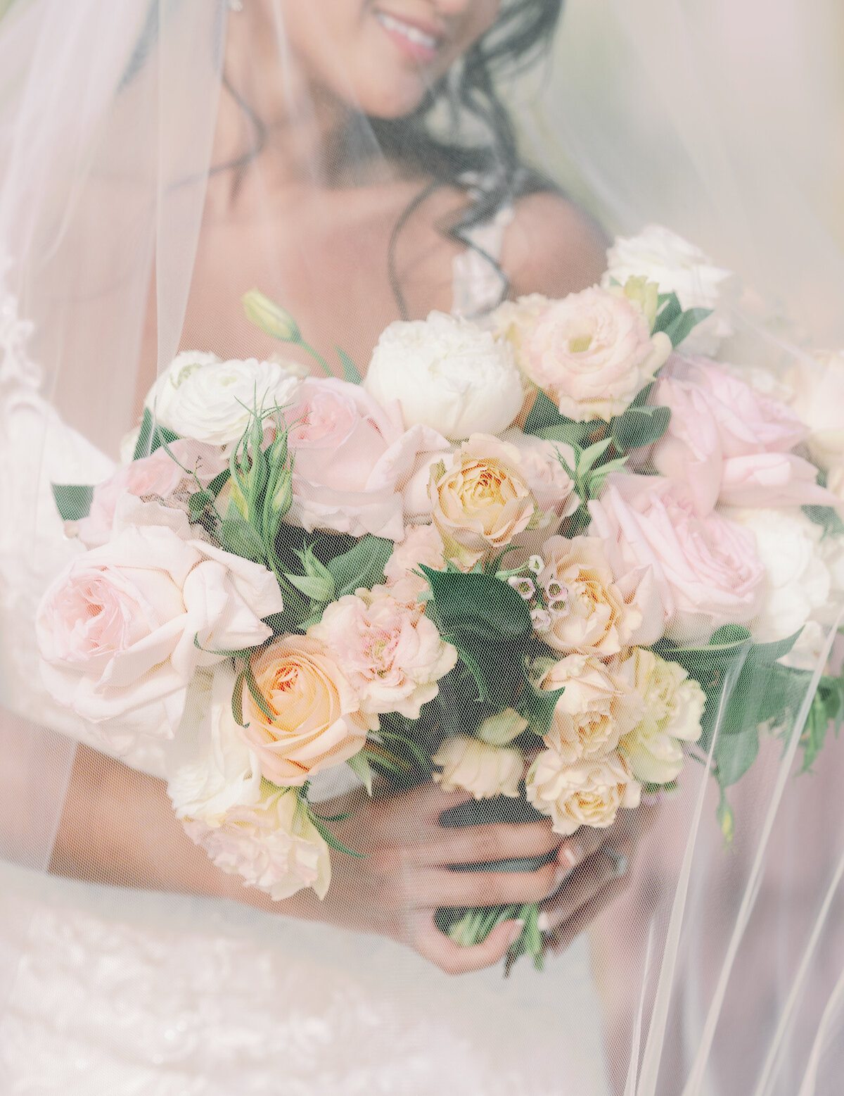 of-the-desert-flor-las-vegas-wedding-florist-cactus-joes-0023