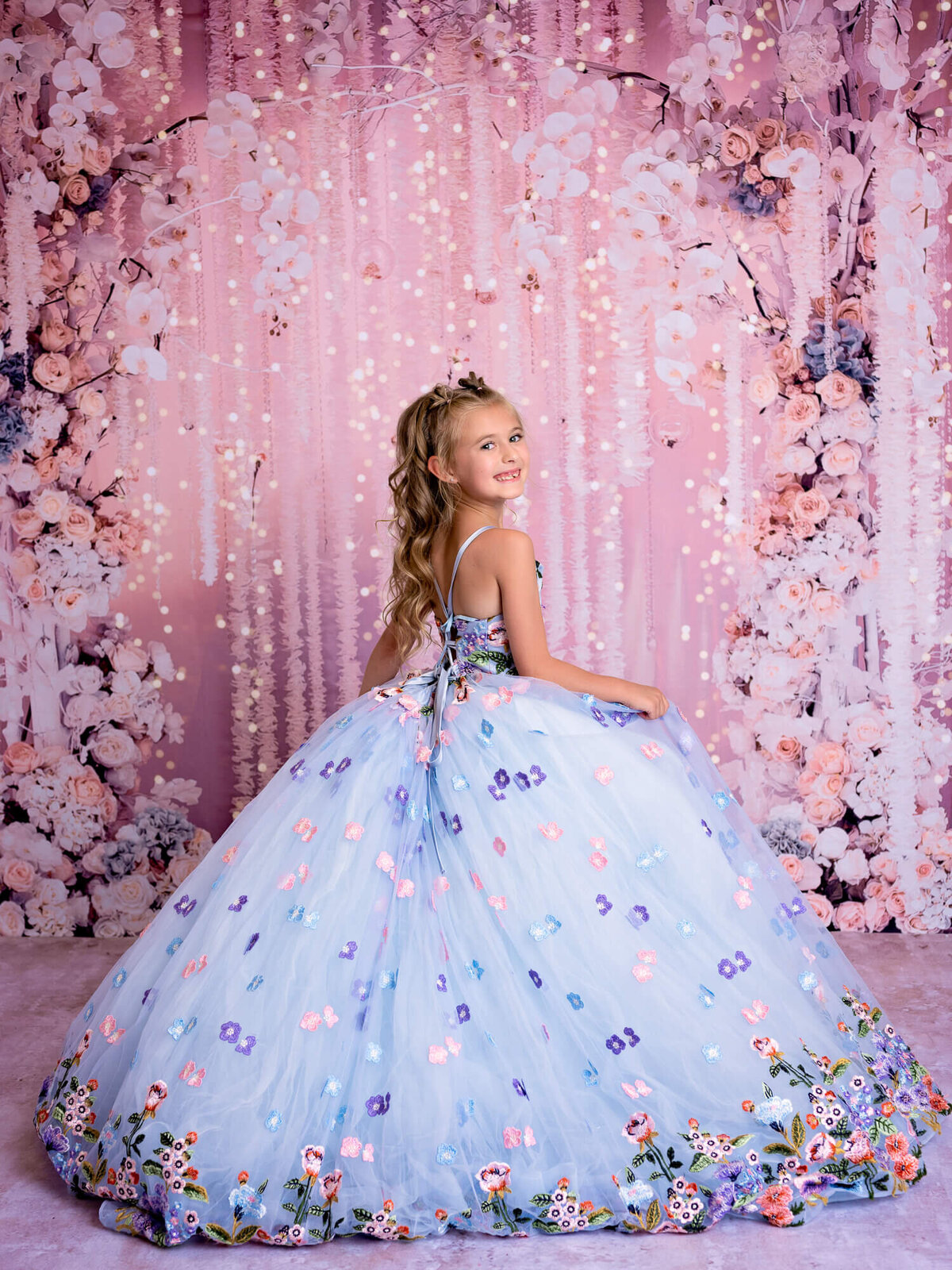 Prescott kids photographer Melissa Byrne specializes in Dream Dress sessions