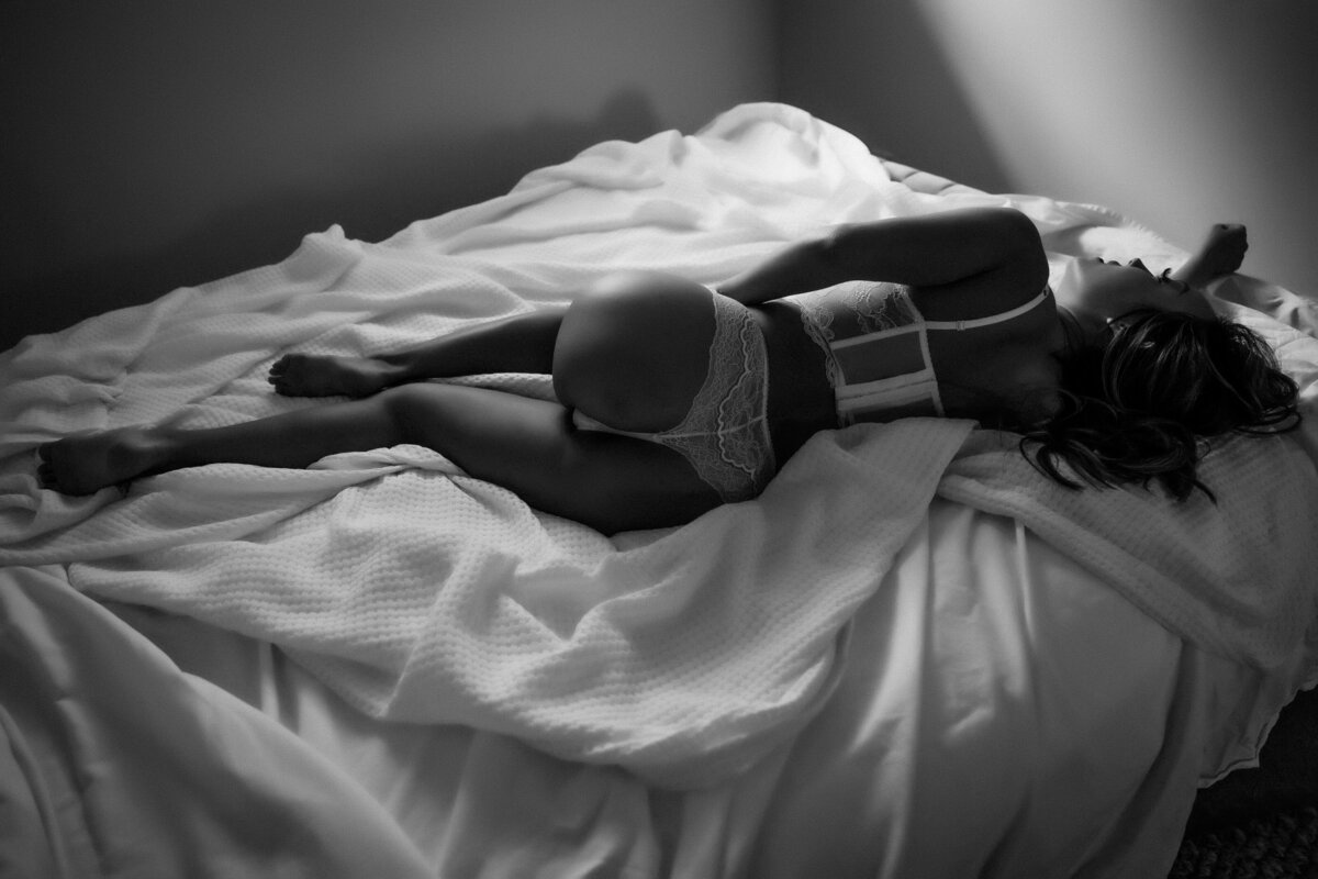 boudoir photography, boudoir photography near me, boudoir photographer, boudoir photo shoot, boudoir photos, boudoir shoot, boudoir photography Sacramento