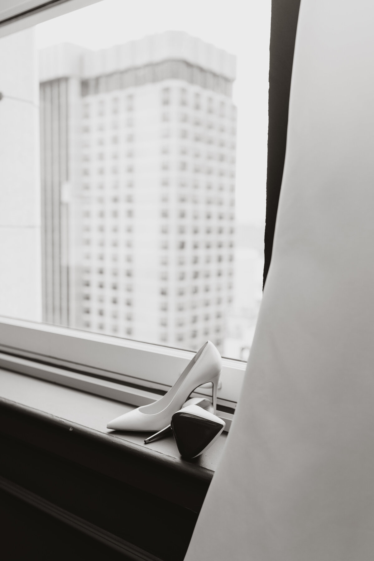 JeLauPhotographyLilyBaileySanFranciscoCityHallWedding3H2A5753