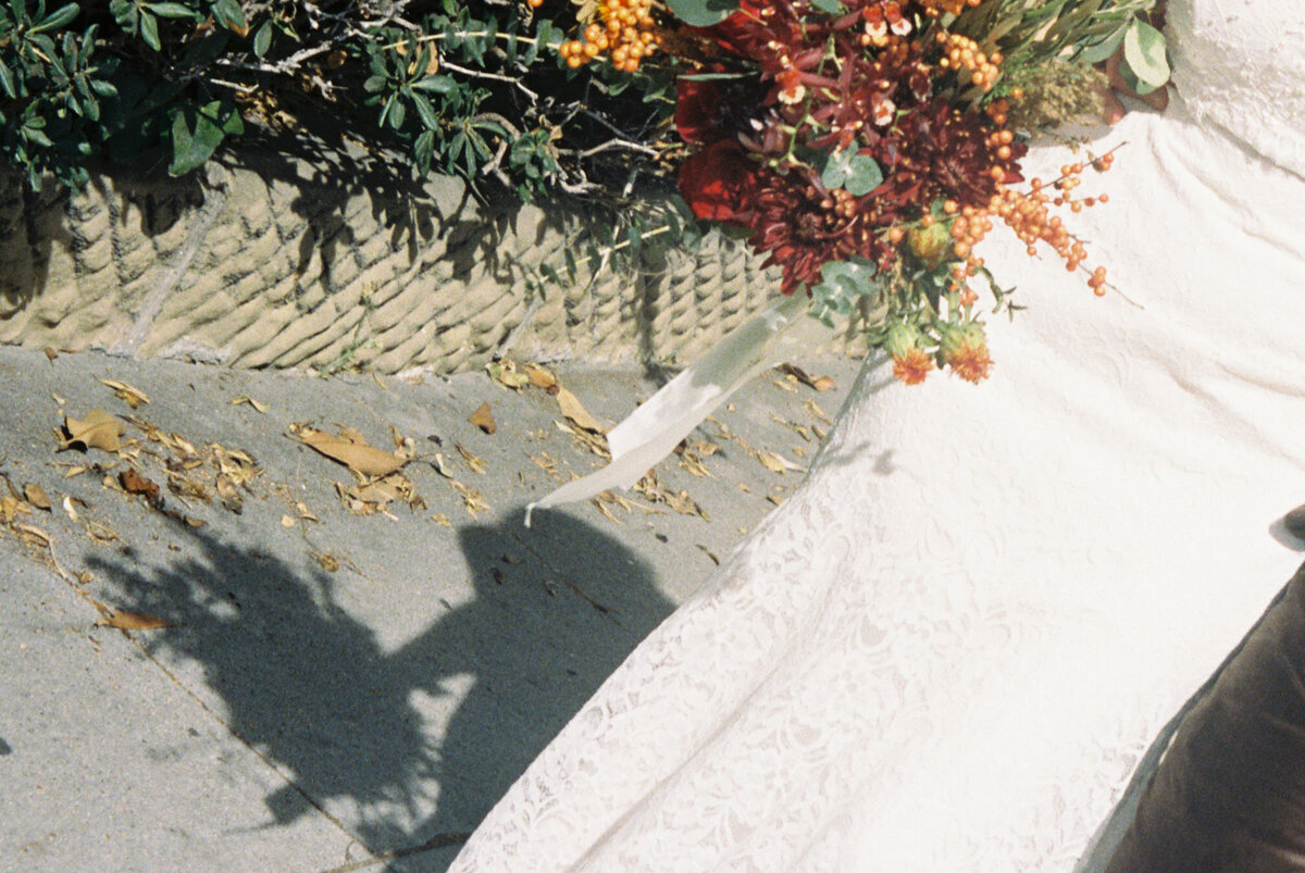 santa-barbara-court-house-intimate-wedding-olive-and-oath-87